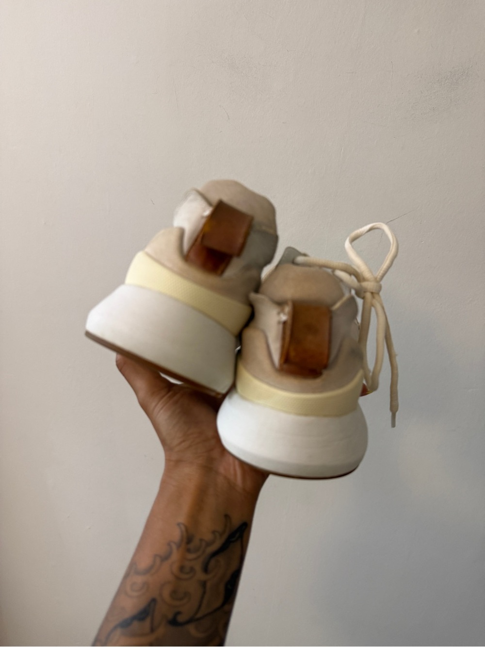 rag & bone White and Tan Low-Top Manston Runner Sneakers - Picture 7 of 14